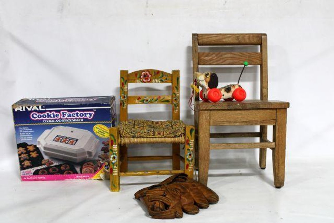 CHILDRENS COOKIE KIT, CHAIRS, ETC