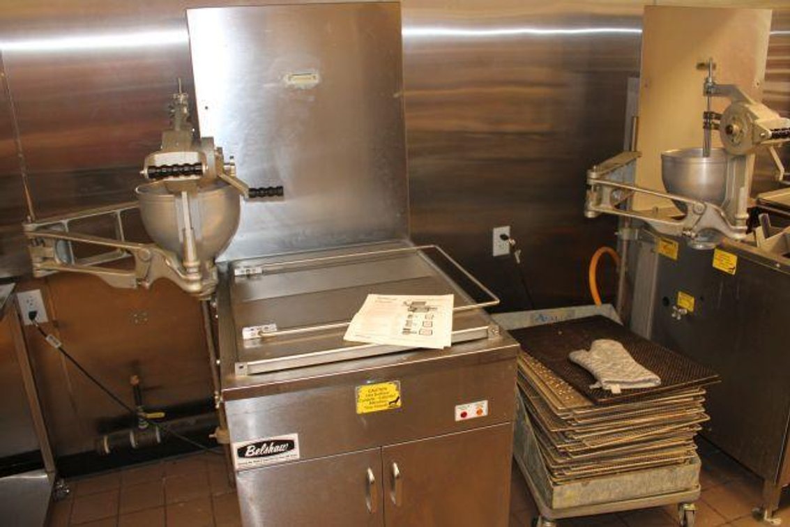 BELSHAW ADAMATIC OPEN KETTLE DONUT FRYER