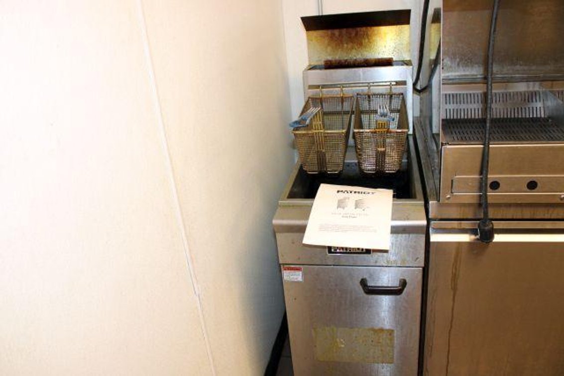 PATRIOT FM-90 DEEP FRYER