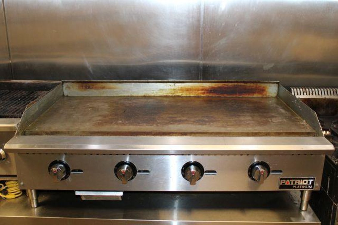 PATRIOT PLATINUM SERIES THERMOSTATIC GRIDDLE