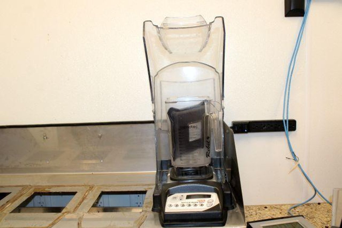 VITAMIX COMMERCIAL BLENDER 