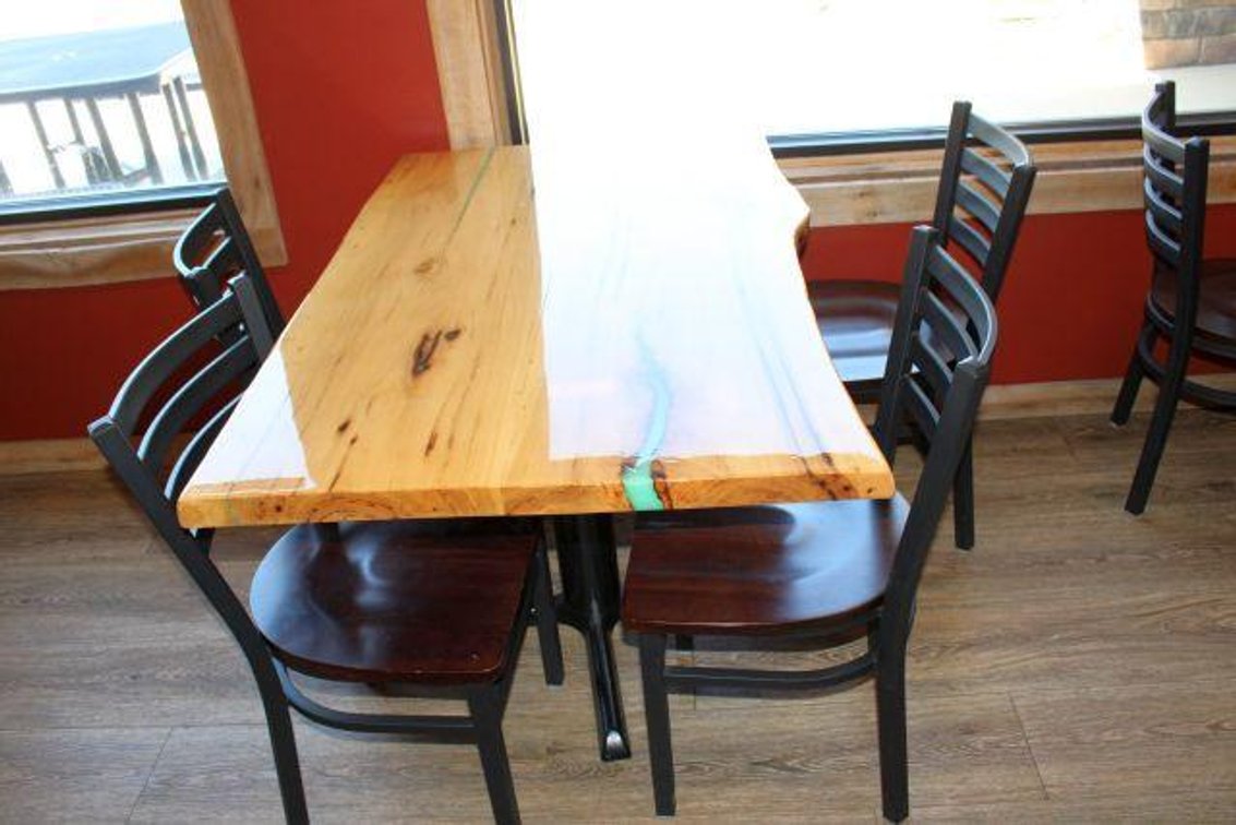 LIVE EDGE TABLE NO CHAIRS
