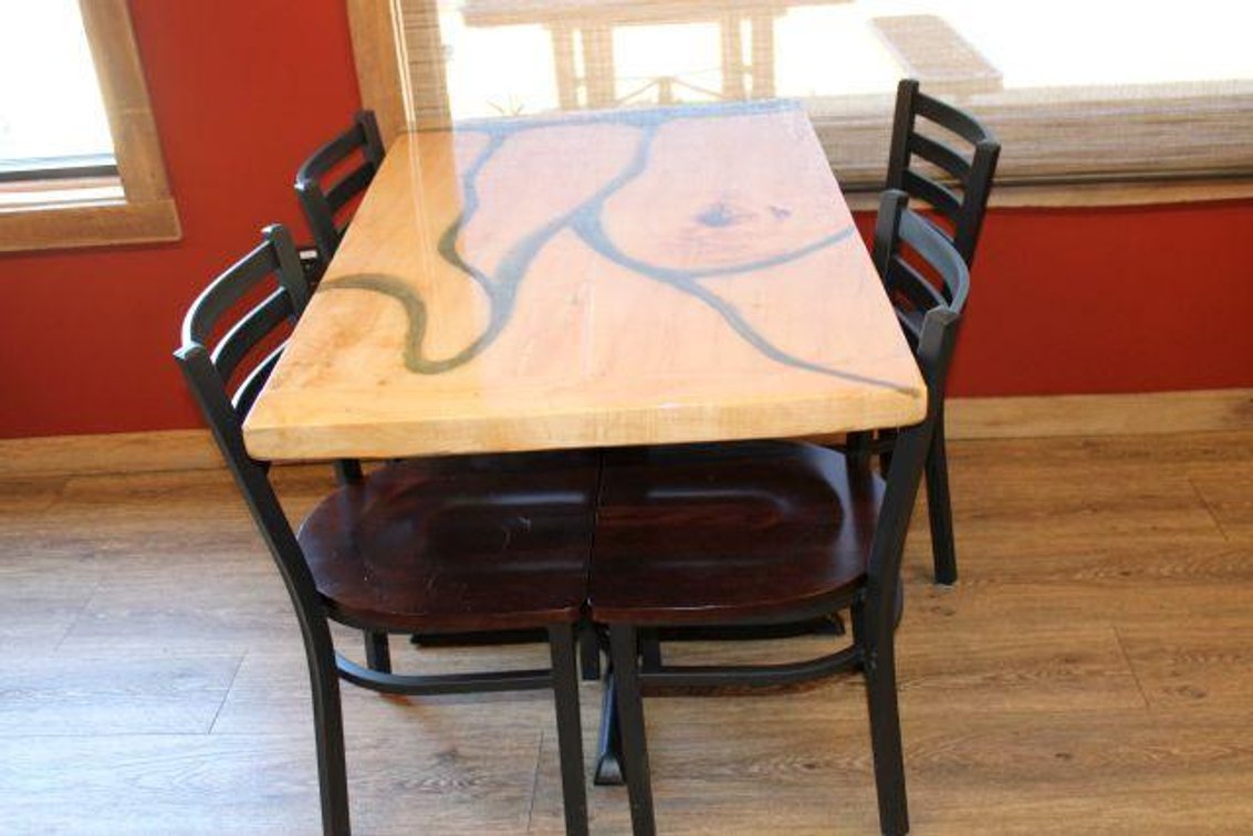 LIVE EDGE TABLE NO CHAIRS