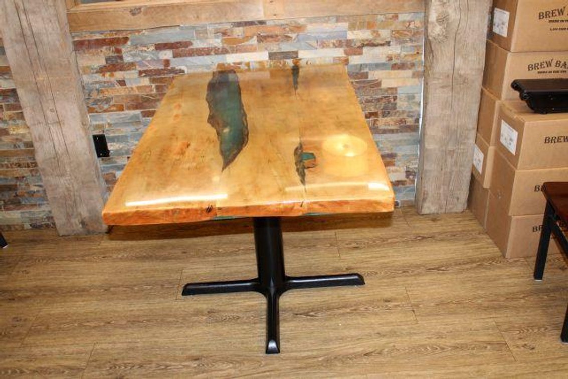 LIVE EDGE TABLE