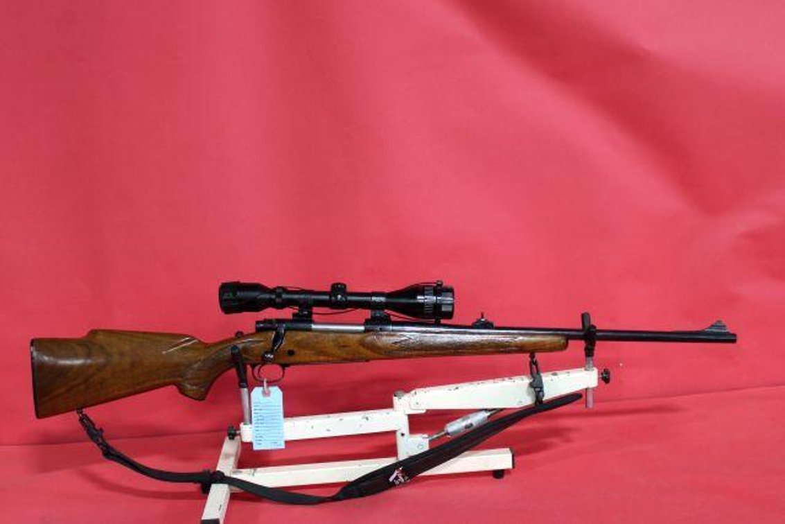 WINCHESTER MODEL 70 30-06 SPRG BOLT ACTION RIFLE 
