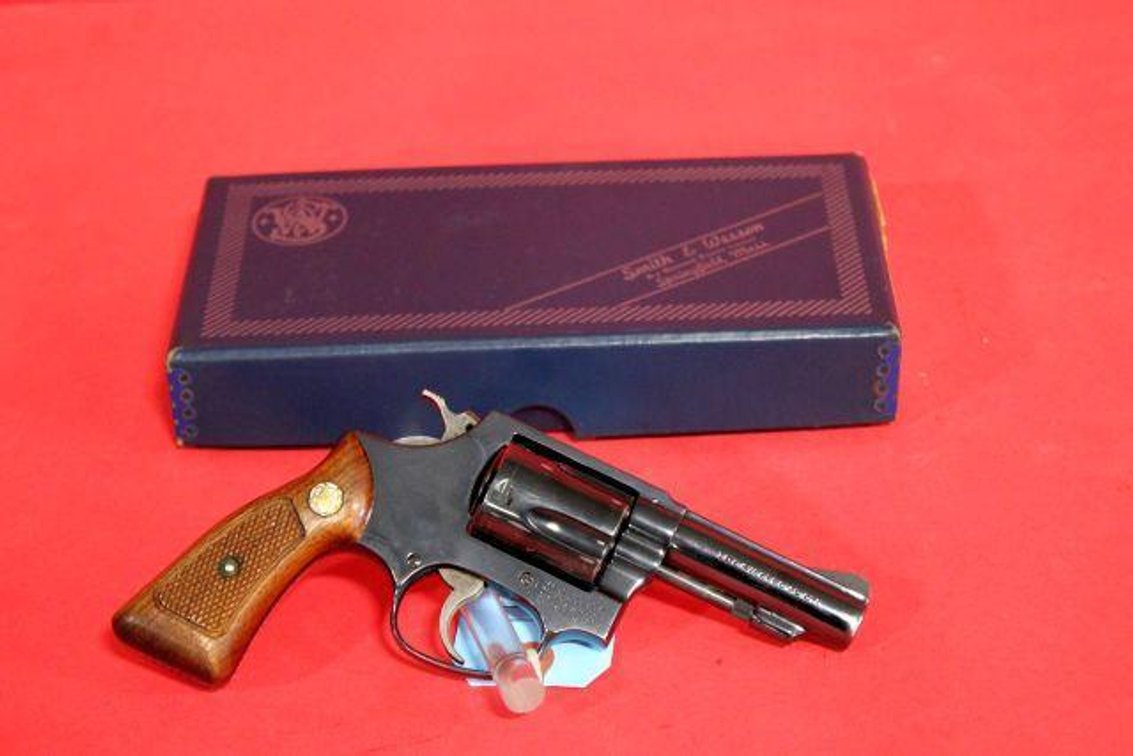 SMITH AND WESSON MODEL 36-1 38 S&W SPECIAL REVOLVER 