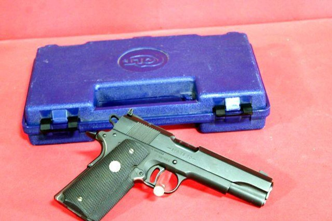 COLT COMBAT TARGET 1911 SEMI AUTO PISTOL