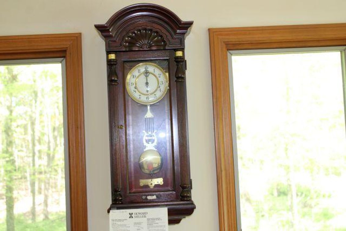 HOWARD MILLER WALL CLOCK 