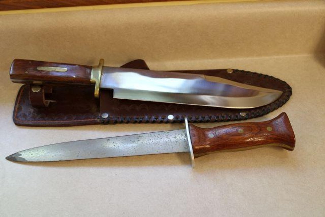 FIXED BLADE KNIVES 