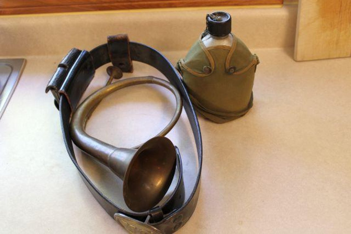 US ARMY CANTEEN AND BELT