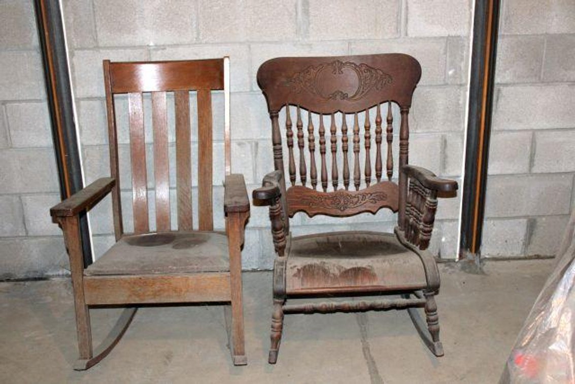 VINTAGE ROCKING CHAIRS