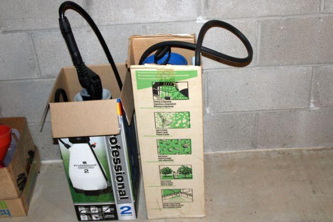 LAWN AND GARDEN SPRAYERS