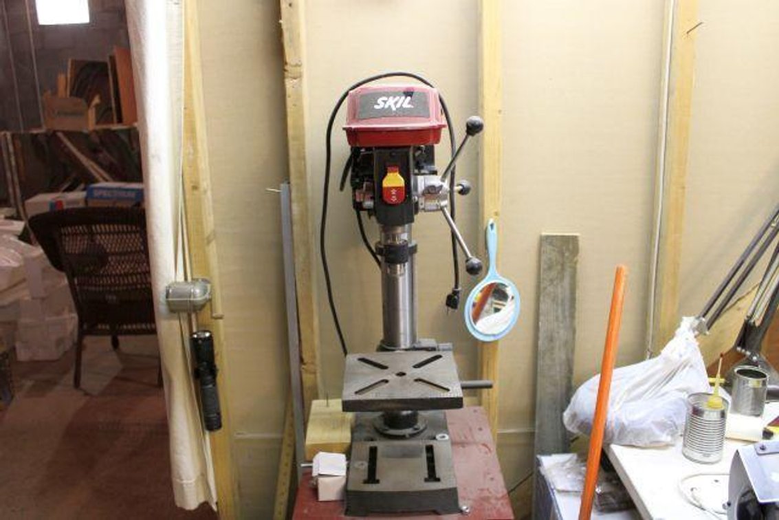 SKIL DRILL PRESS 