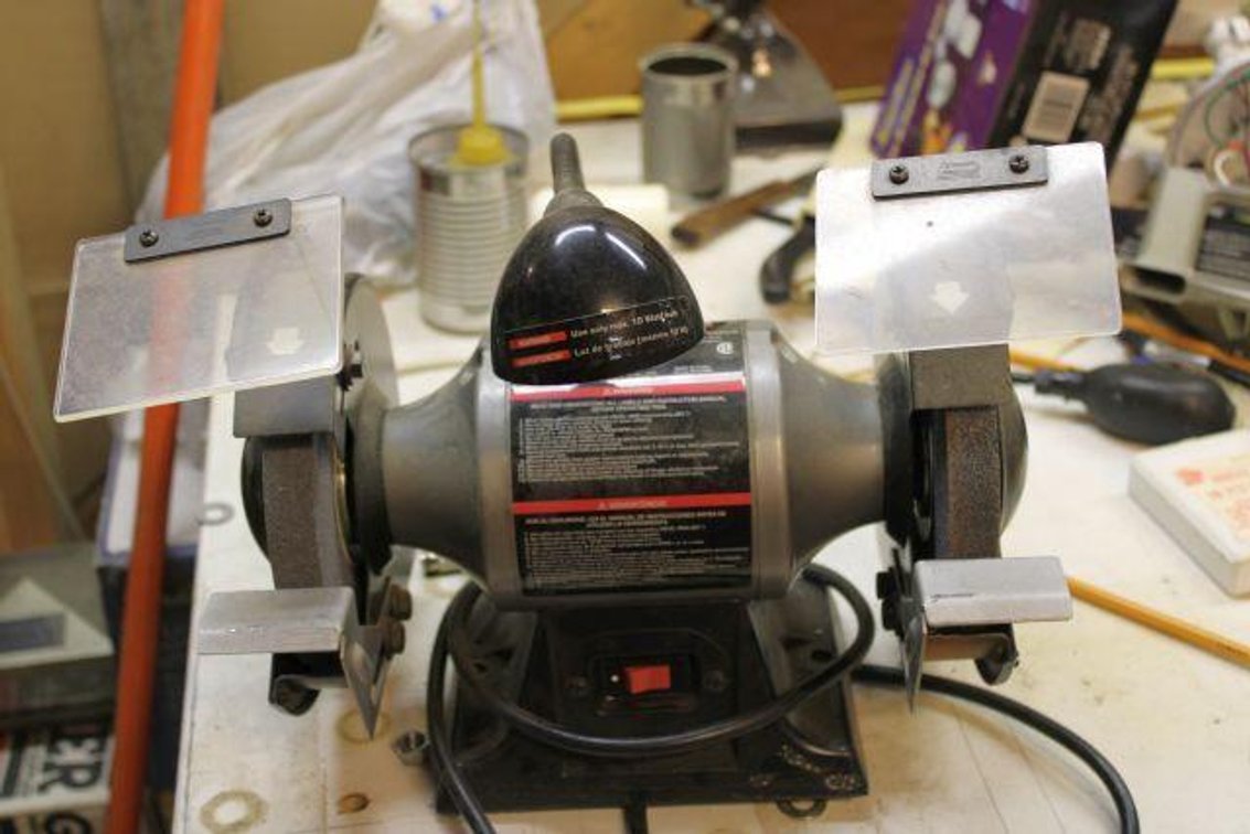 TASK FORCE BENCH GRINDER 