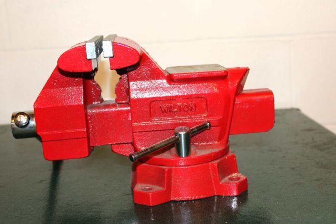 WILTON BENCH VICE 