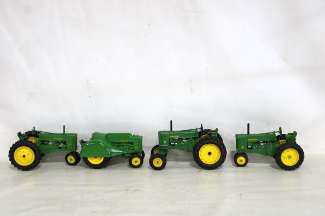 ERTL DIECAST TRACTORS 