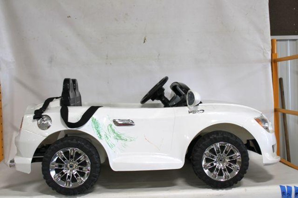 DAMAGED PACIFIC CHILDRENS CAR 