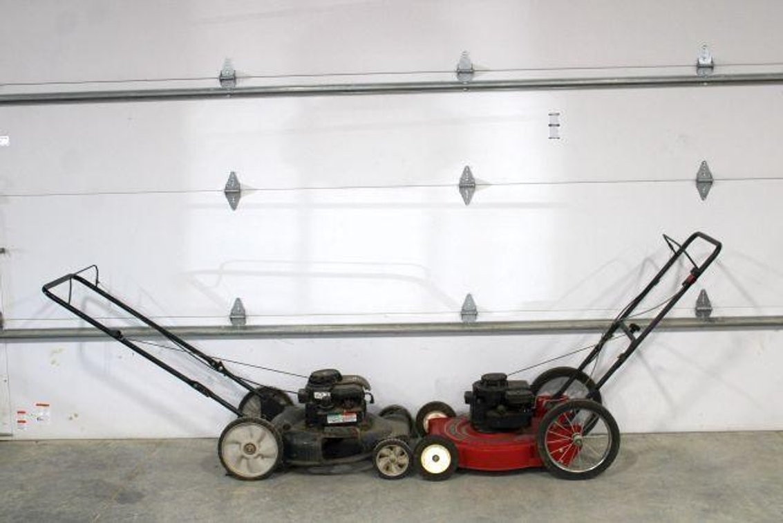 PUSH MOWERS 