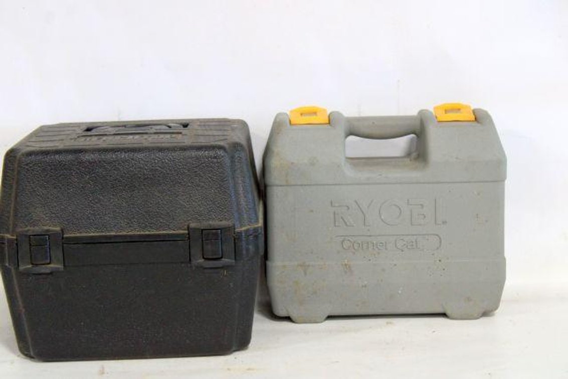 RYOBI SANDER AND BENCHTOP HIGH POWER POLISHER 