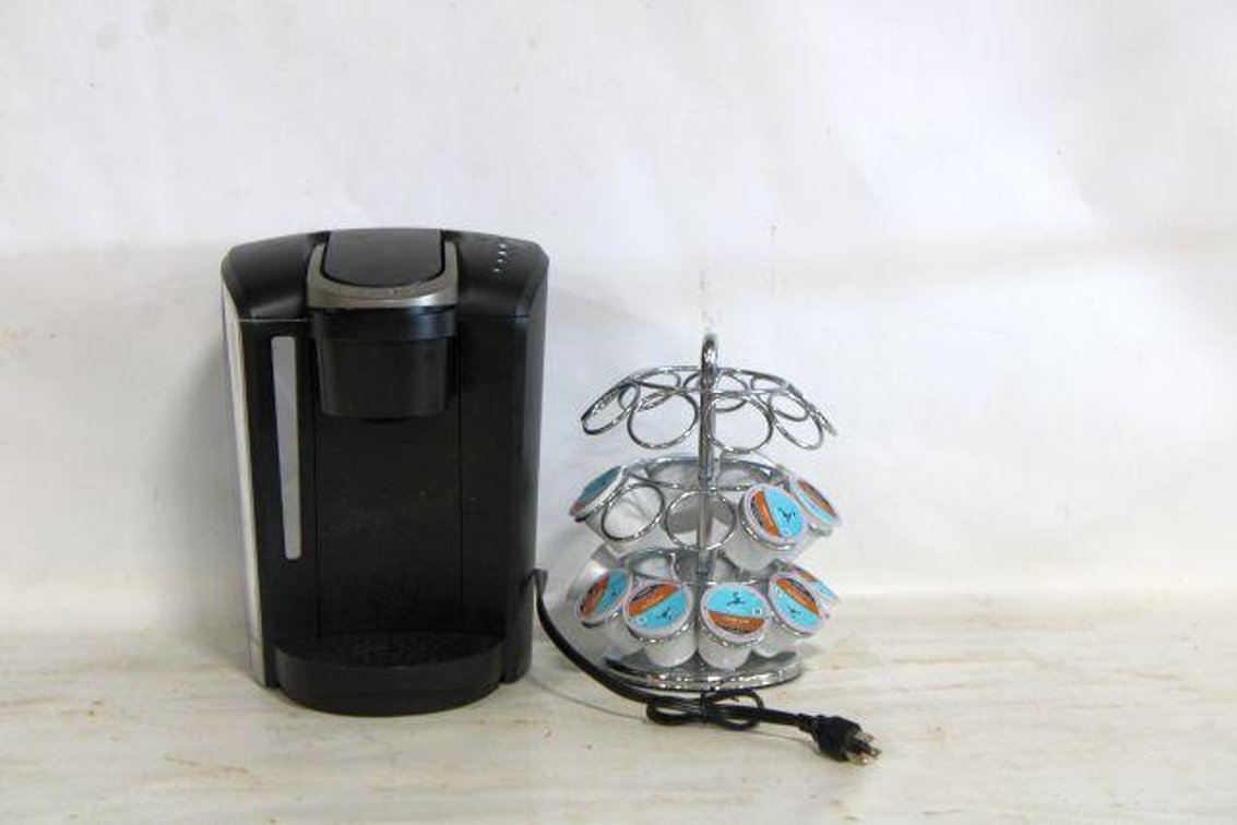 KEURIG W/ CUP HOLDER 