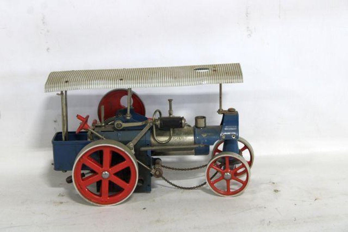 VINTAGE OLD SMOKEY STEAM ENGINE 