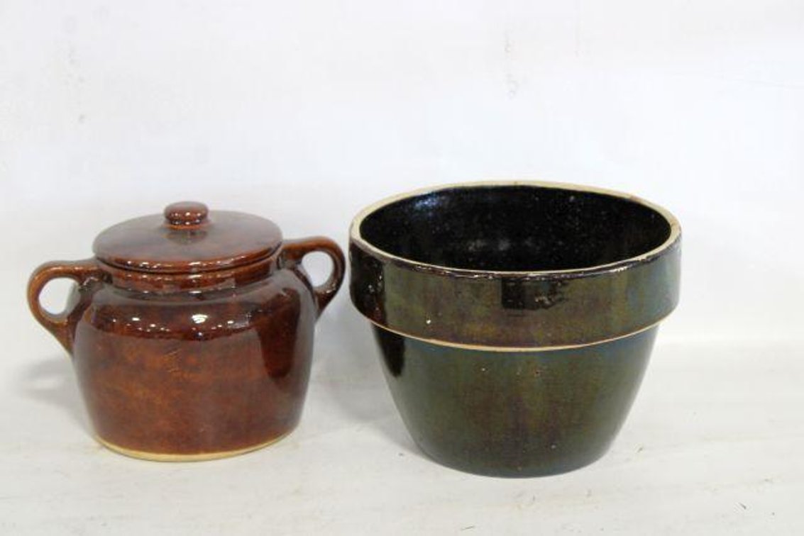 CROCK BOWL AND COOKIE JAR 