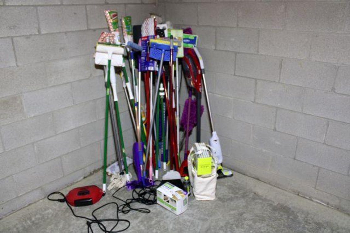  CLEANING SUPPLIES
