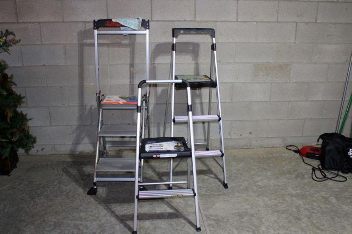 STEP LADDERS