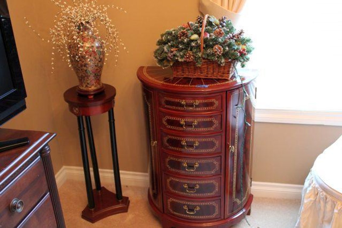 JEWELRY CABINET W/ DECOR AND STAND
