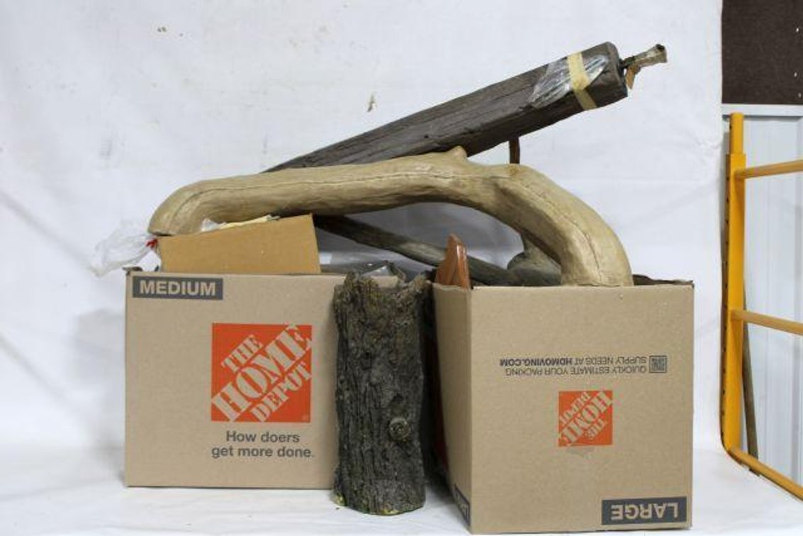 TAXIDERMY WOOD 