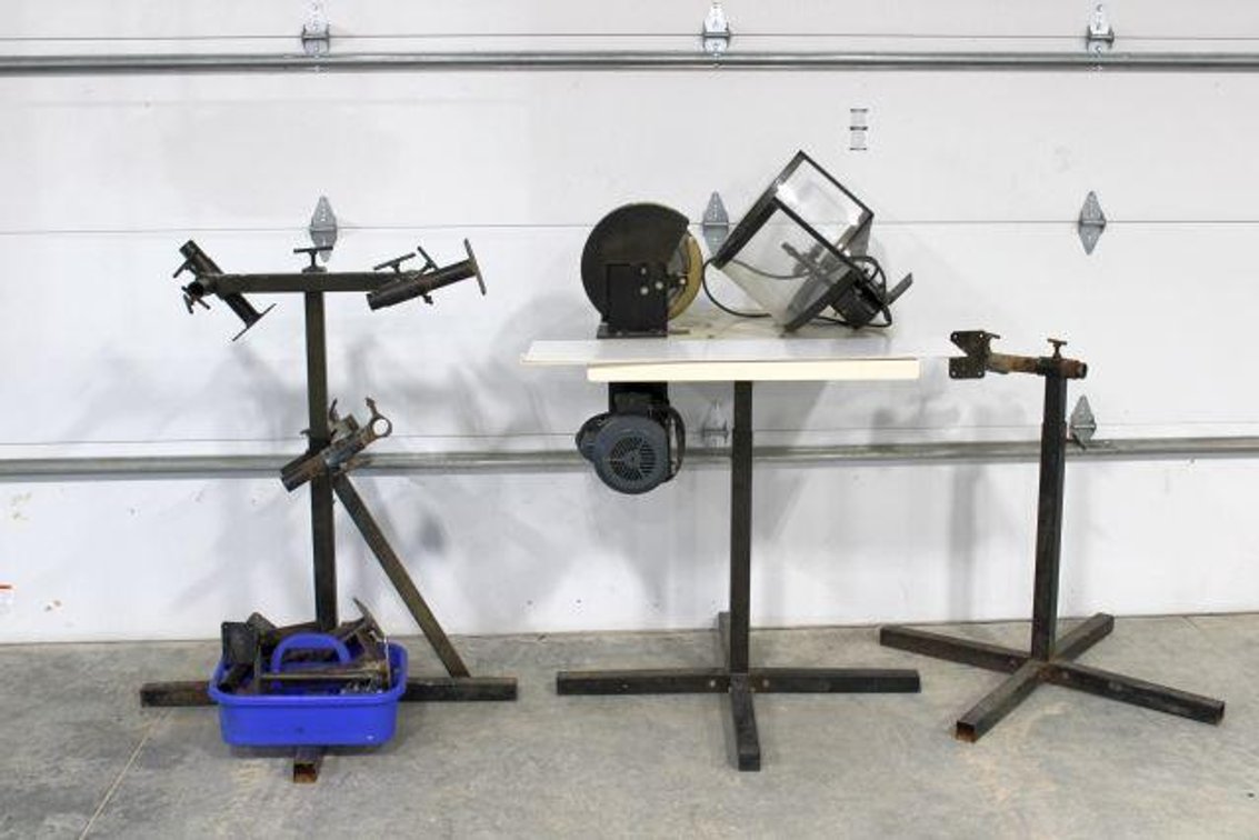 COMMERCIAL FLESHER AND STANDS 