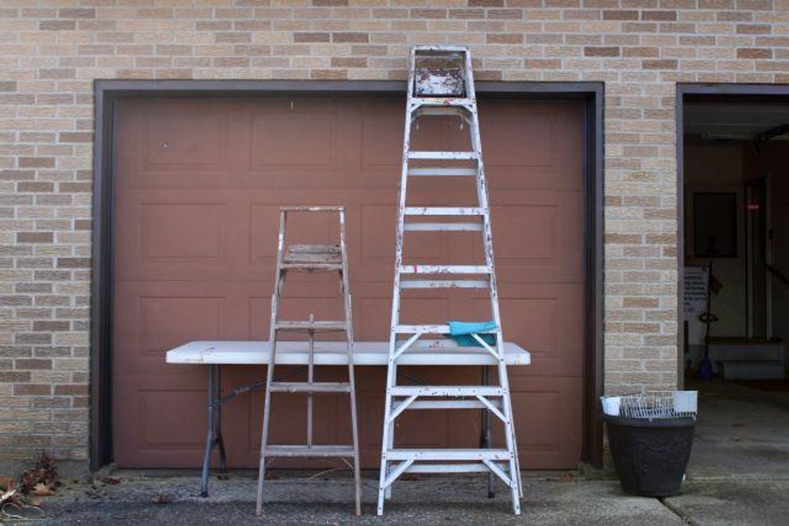 LADDERS 