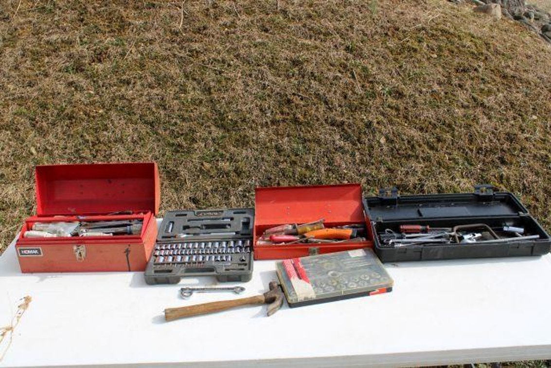 HAND TOOLS