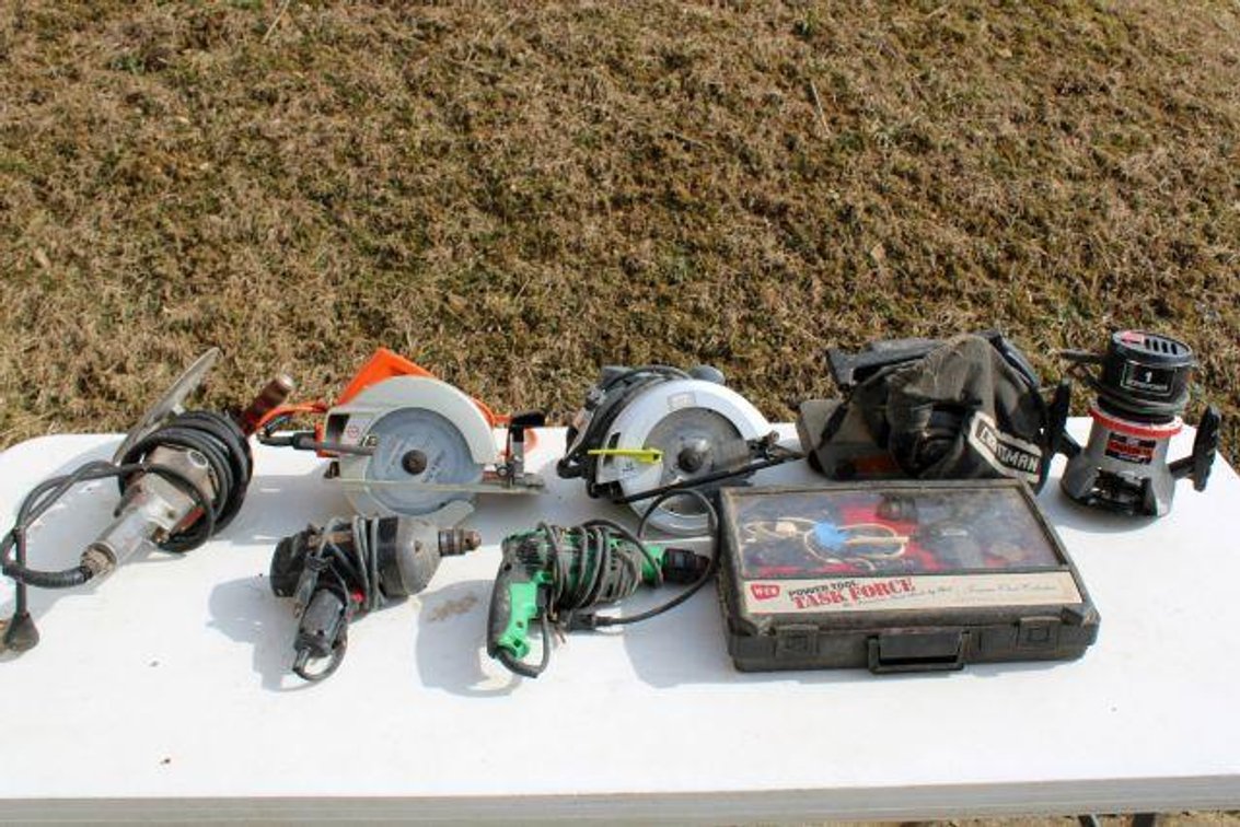 CORDED POWER TOOLS