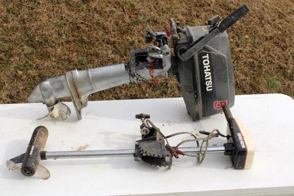 BOAT MOTORS