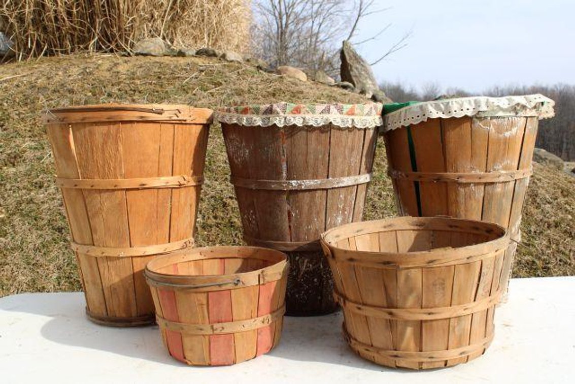 BASKETS 