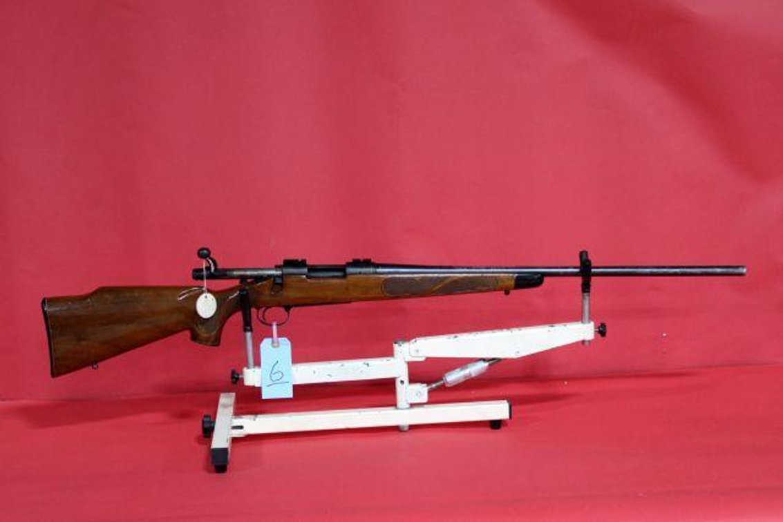 REMINGTON MODEL 700 RIFLE
