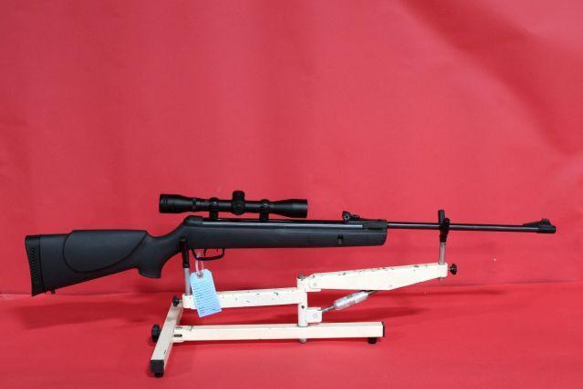 SHADOW 1000 PELLET GUN