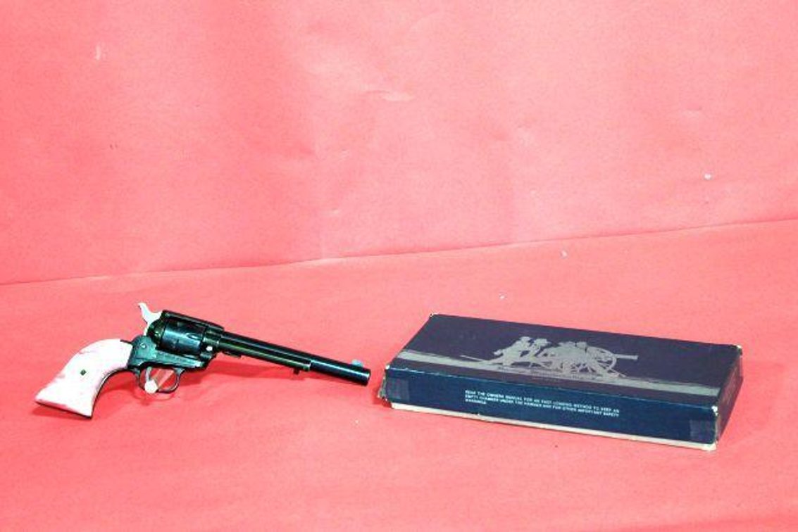 HERITAGE ROUGH RIDER REVOLVER 