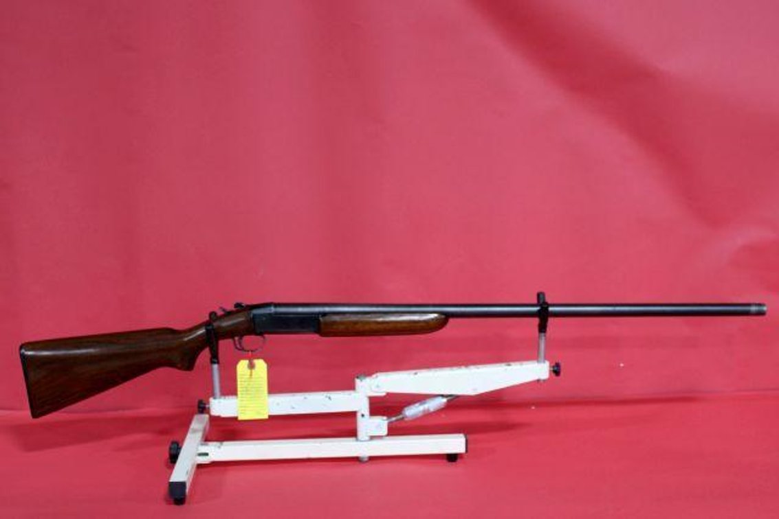 WINCHESTER MODEL 37 SINGLE SHOT SHOTGUN 
