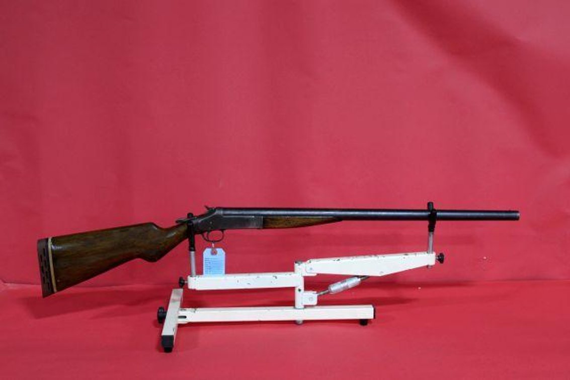 HARINGTON AND RICHARDSON 12G SHOTGUN