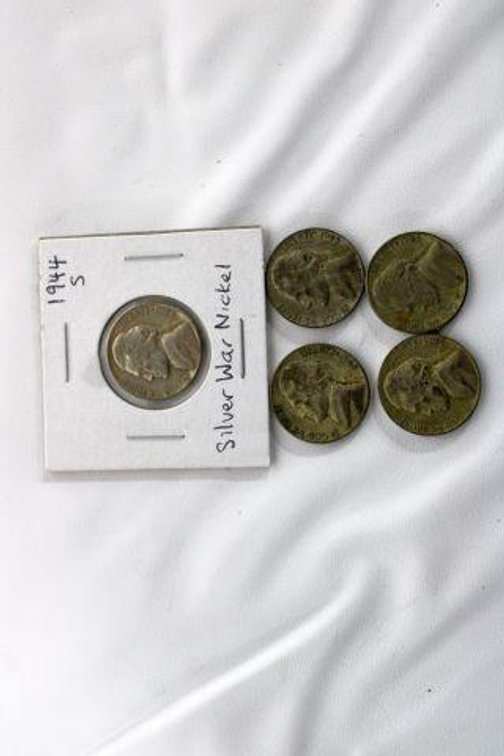 WWII ERA NICKELS 