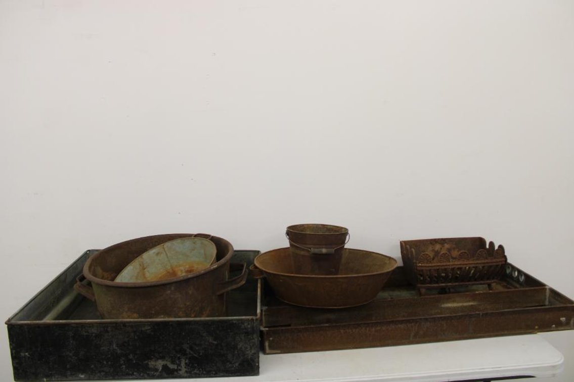 SYRUP MAKING SUPPLIES, CAST FIRE PIT