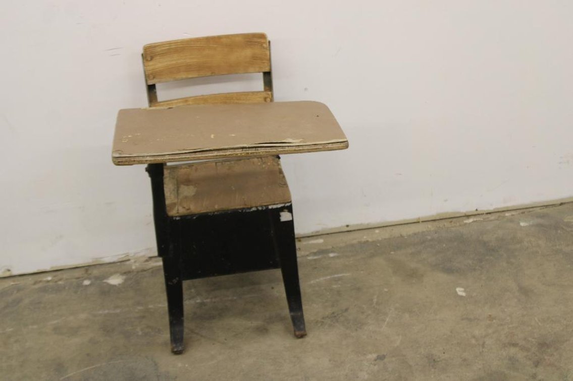 VINTAGE DESK