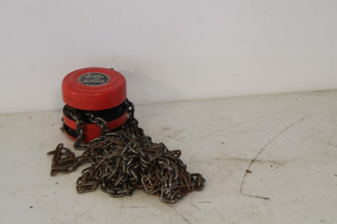 CHAIN HOIST 