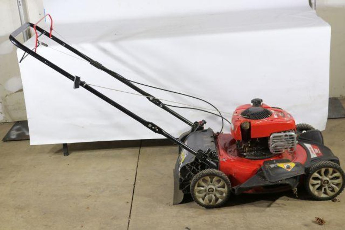 TROY BILT PUSH MOWER