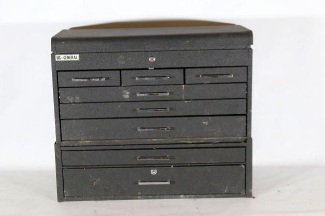 US GENERAL TOOL BOX