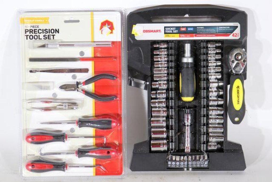 SOCKET SET AND PRECISION TOOL SET