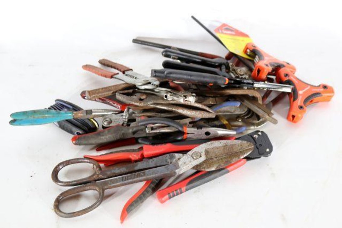 WIRE STRIPPERS, ALLEN KEYS, VICE GRIPS