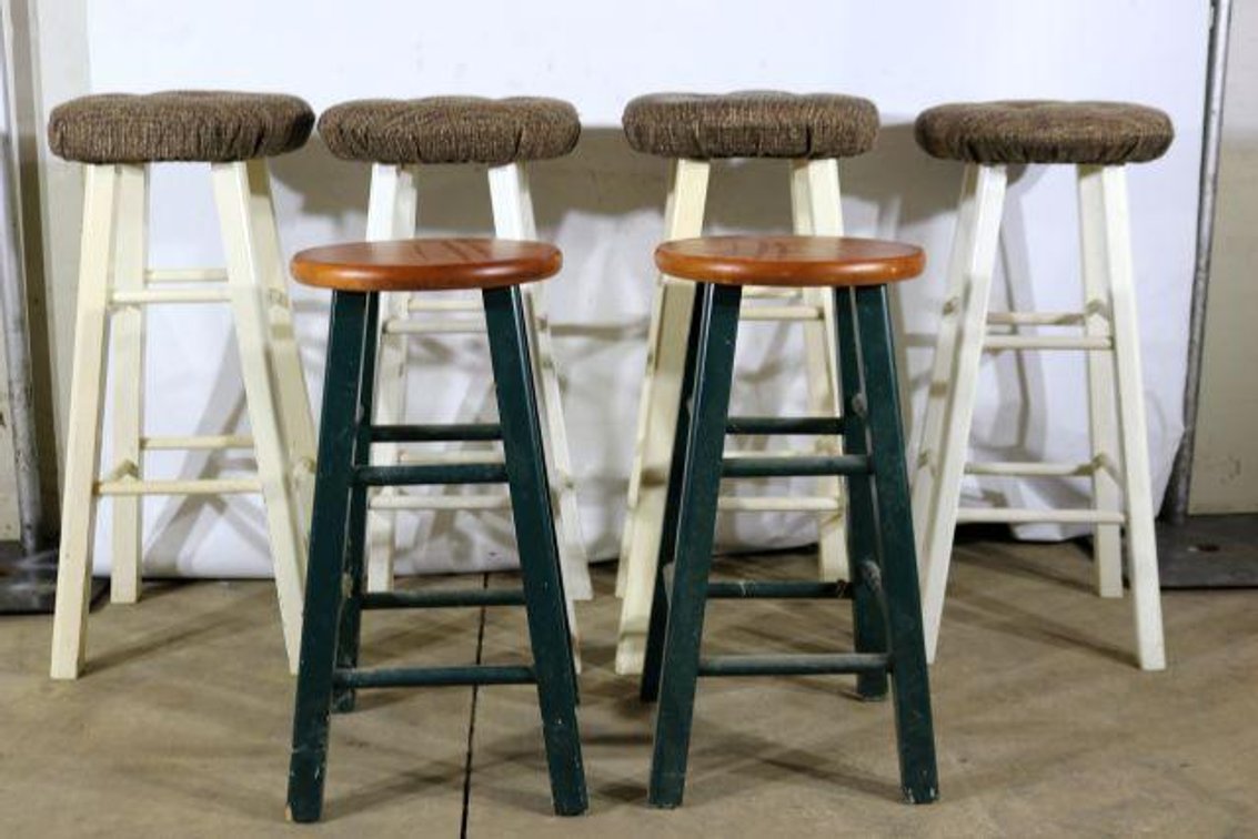 BAR STOOLS 
